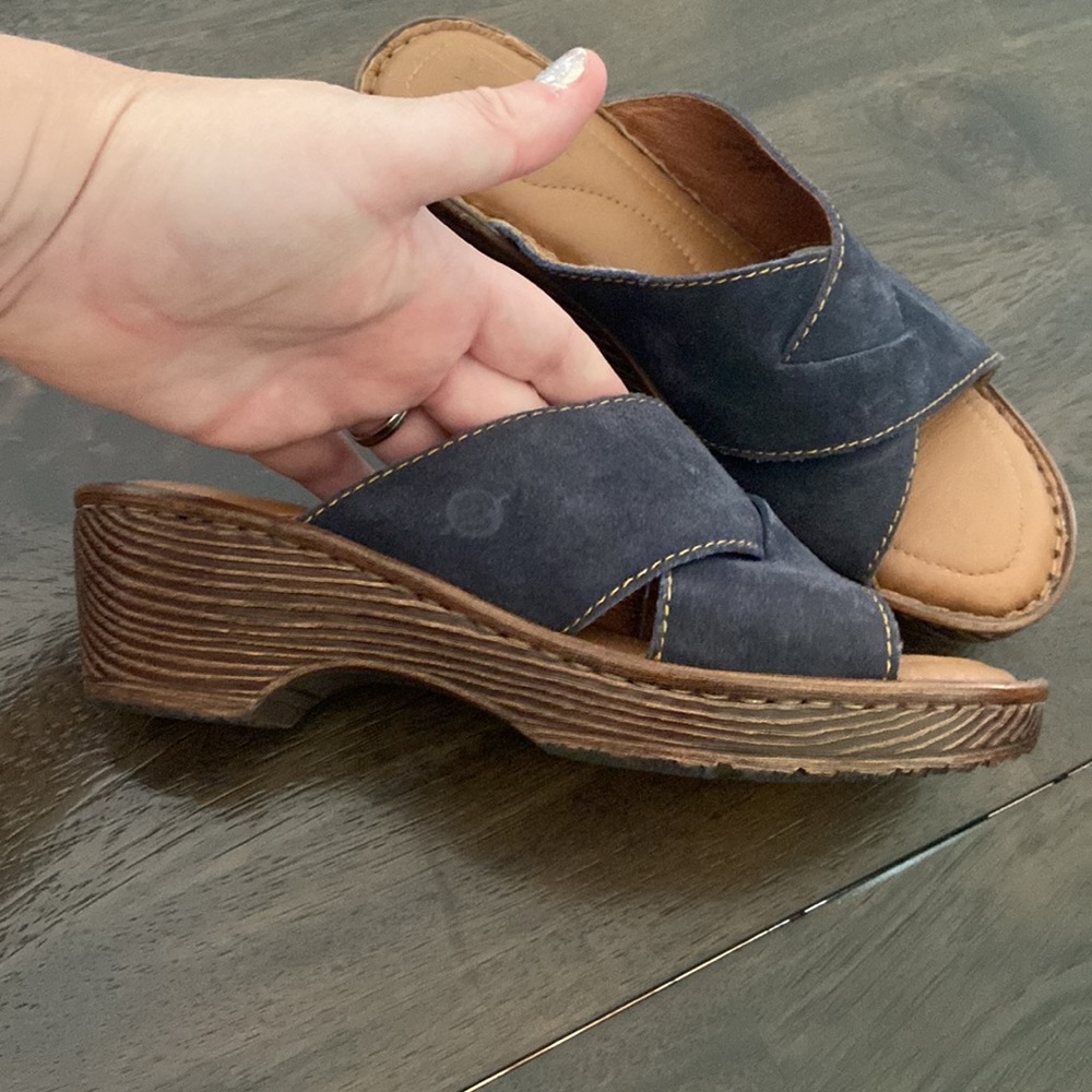 Born Teayo Basic Navy Indigo Distressed Leather F… - image 1